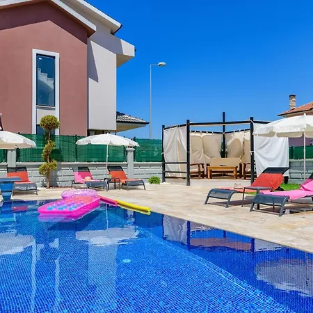 Villa Meropis