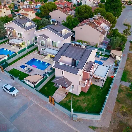 Villa Meropis *
